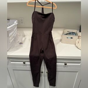 worn once Vuori Bondi Jumpsuit